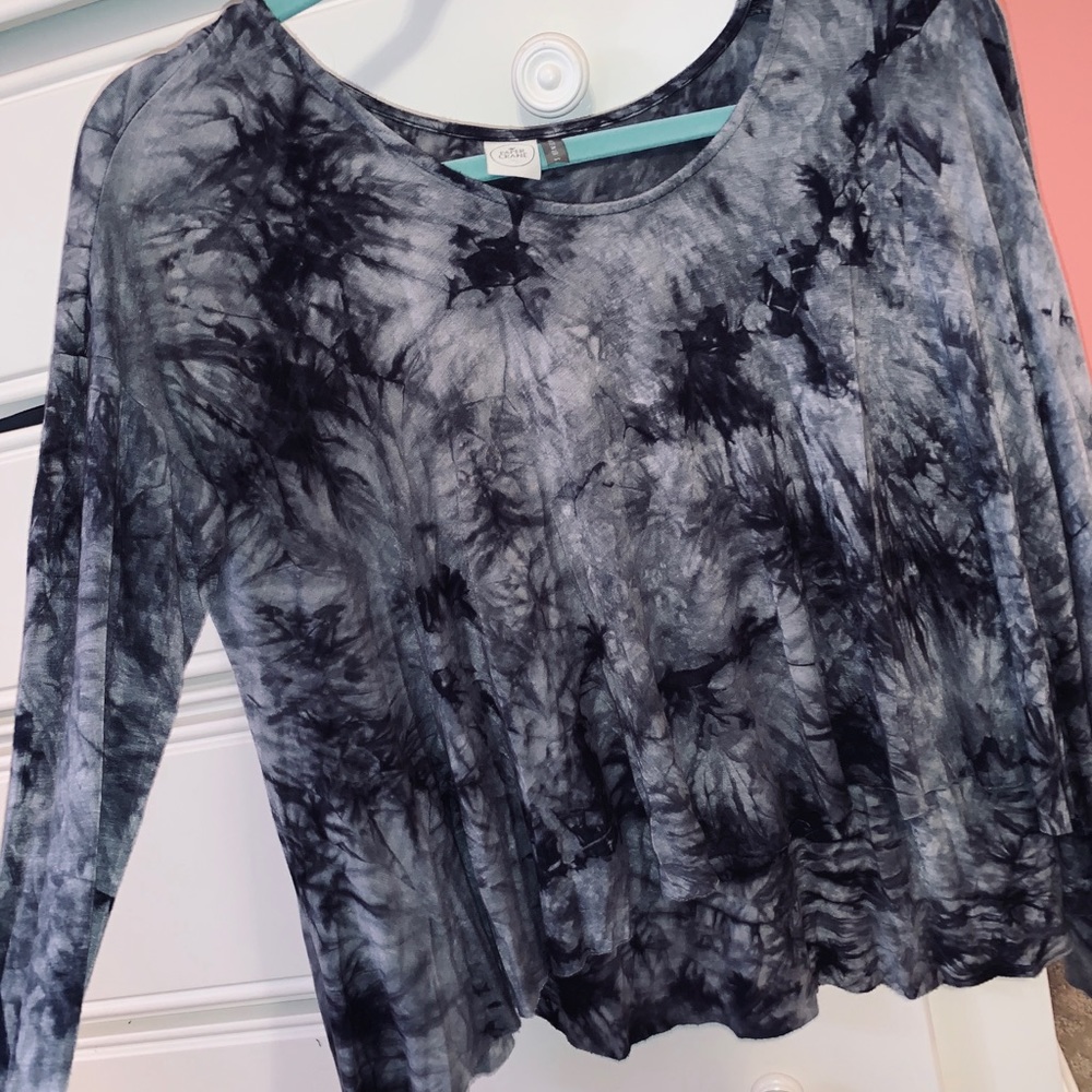 Black&white tie dye top
